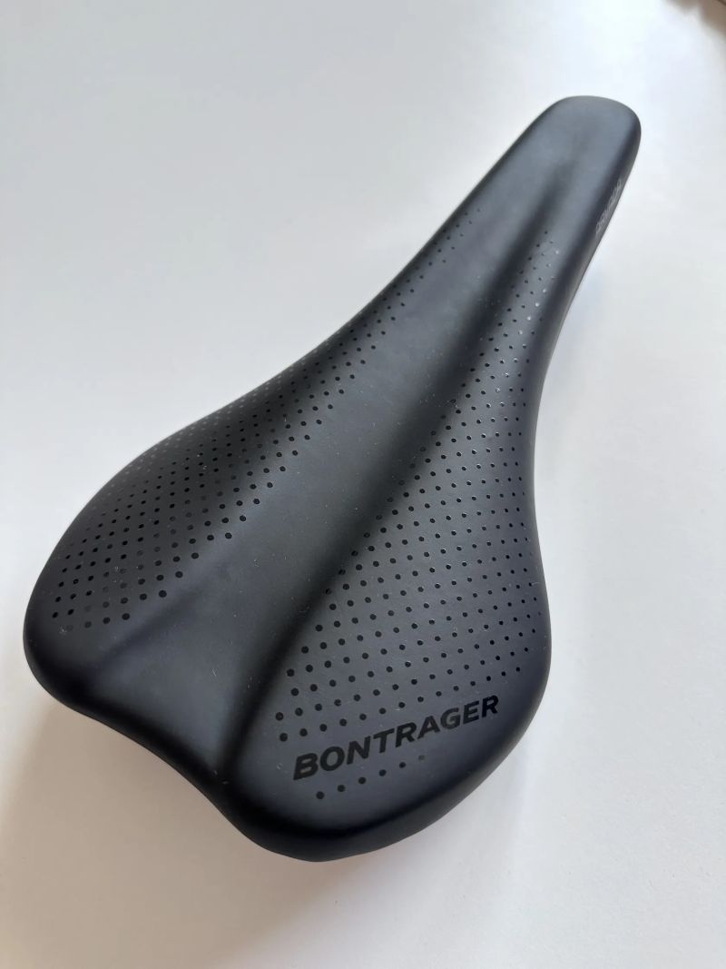Sedlo Bontrager Arvada 138mm