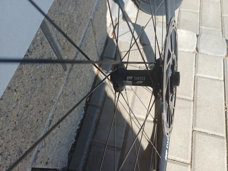 Zapletená kola DT SWISS PR 1400 Dicut Oxic