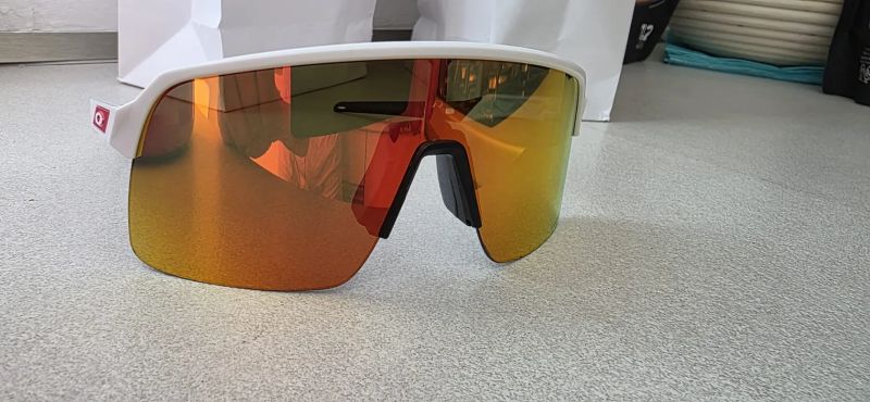OAKLEY SUTRO
