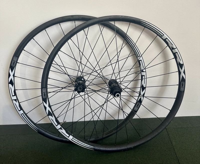 Zapletená kola RRX carbon