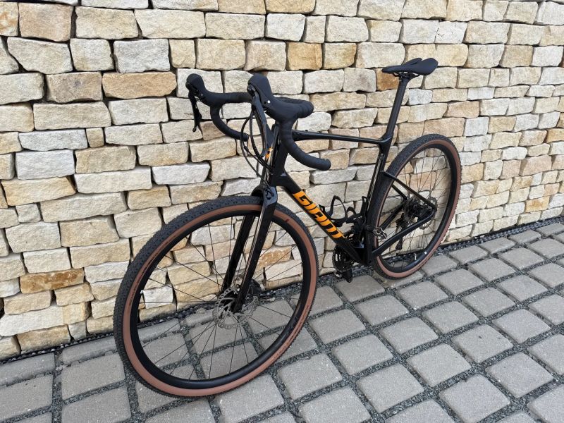 Prodám karbonový GRAVEL GIANT REVOLT ADVANCED 3