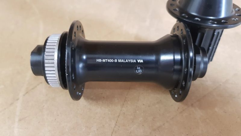 Náboje shimano MT-400 boost