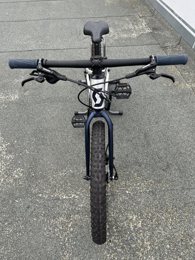 Scott Scale RC 200