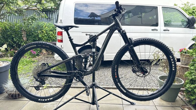 Giant trance 2