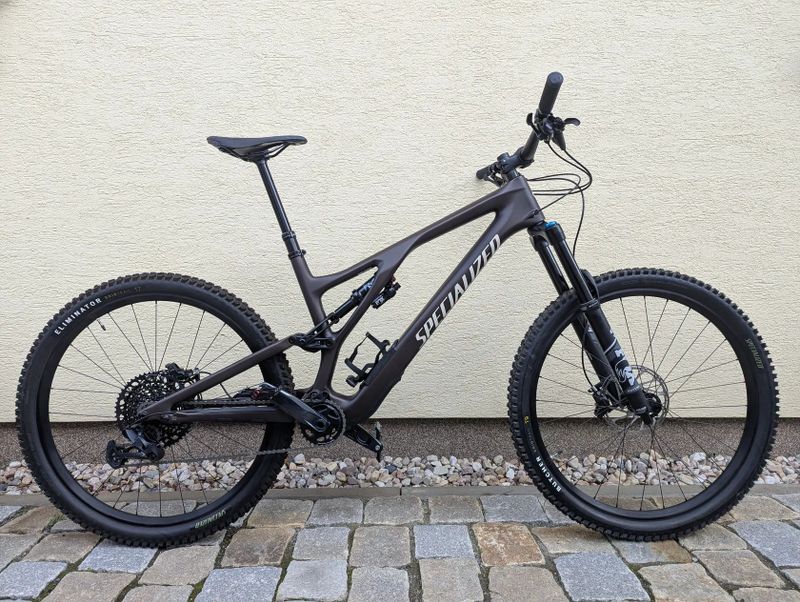 Specialized Stumpjumper EVO Comp Carbon 2022 – Vrcholný trailový stroj!