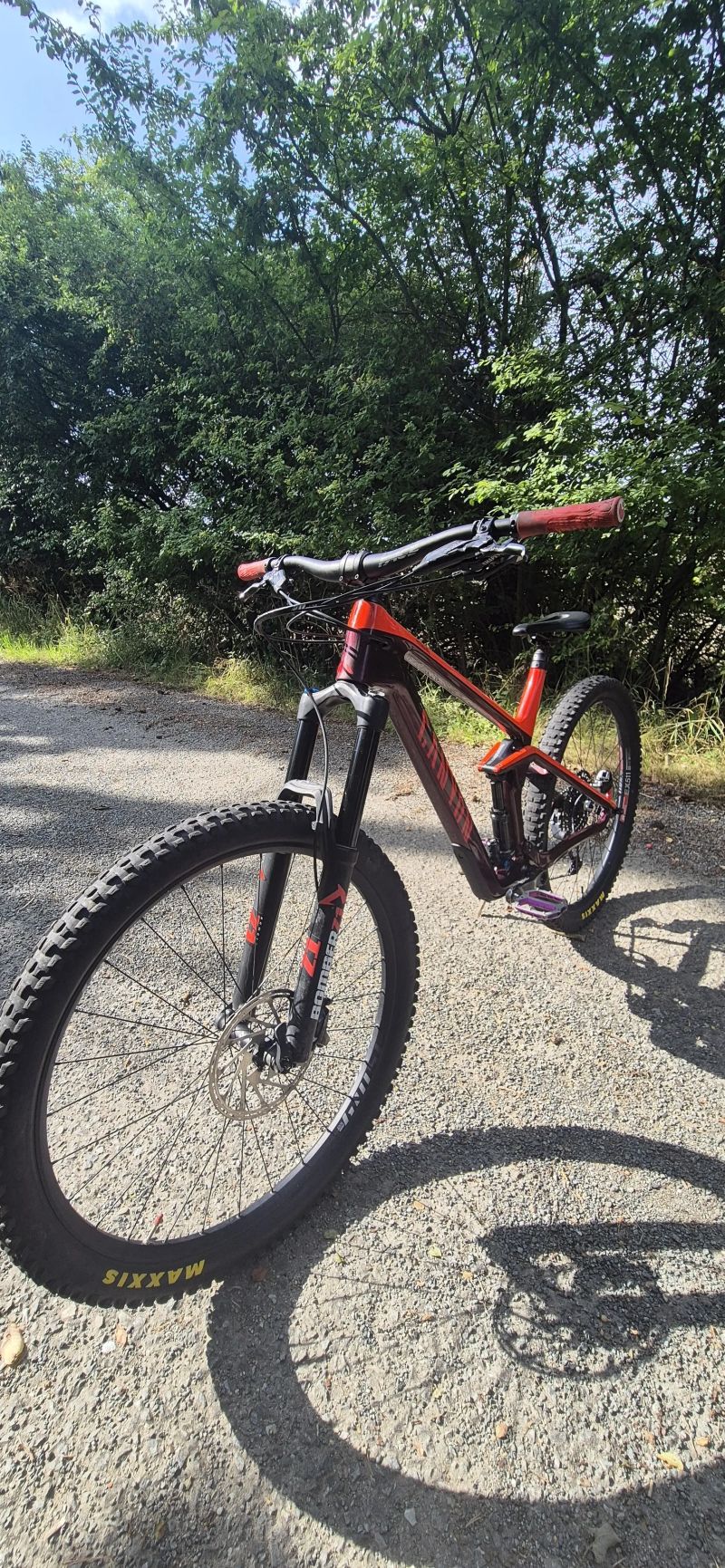 CANYON STRIVE XL karbon