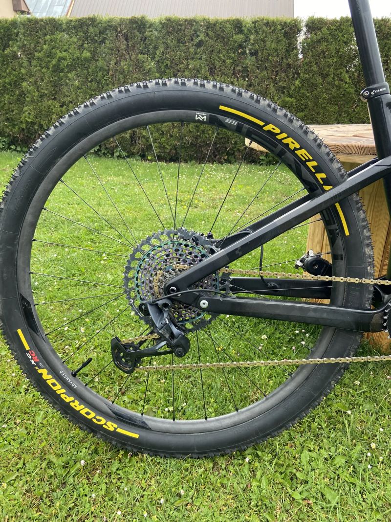 Cube AMS 100 C:68 SLT