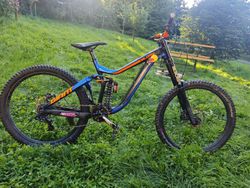 Gian Glory downhill