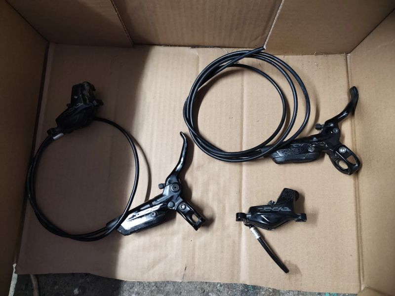 Brzdy sram code r