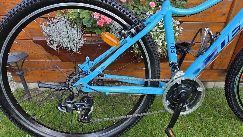 Dámské dívčí horské kolo DEMA Tigra T03 27,5" ram S postava 150-166cm 