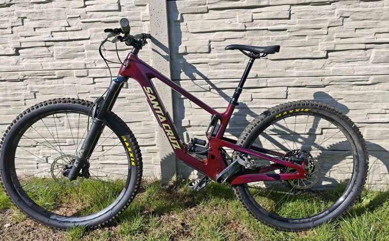Santa Cruz Hightower 3 vel M.168-180cm. Elektronické řazení AXS