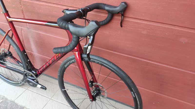 Karbonový Raymon RaceRay 8.0 1x12 L(58) a XL(60) - kusy z výstavy najeto 2 km