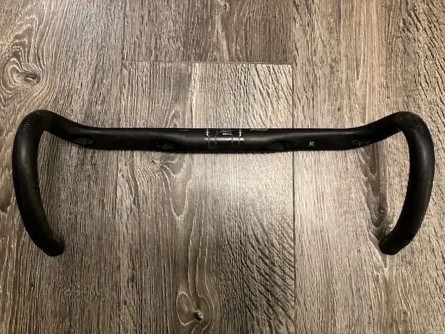 řidítka FSA SL-K Compact UD carbon 44 cm