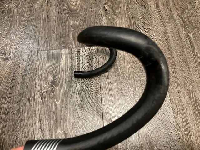 řidítka FSA SL-K Compact UD carbon 44 cm