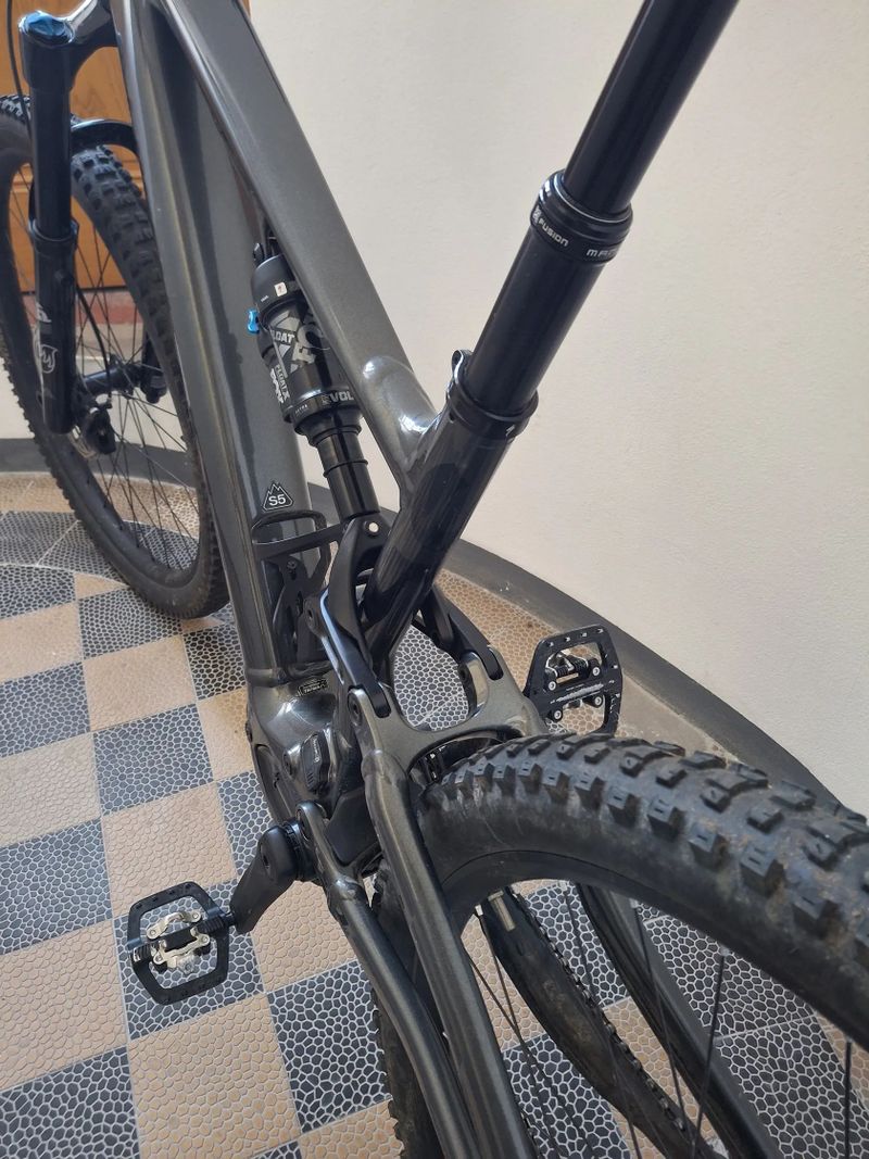 Prodám E-bike SPECIALIZED Turbo Levo SL Alloy