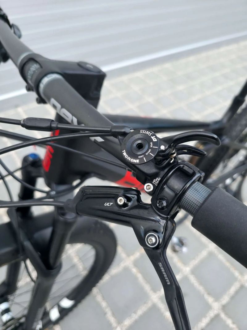 Horské kolo BMC Fourstroke 01 ONE 2019 Carbon 29″