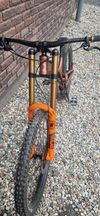 Commencal Supreme DH 29 Race (custom)