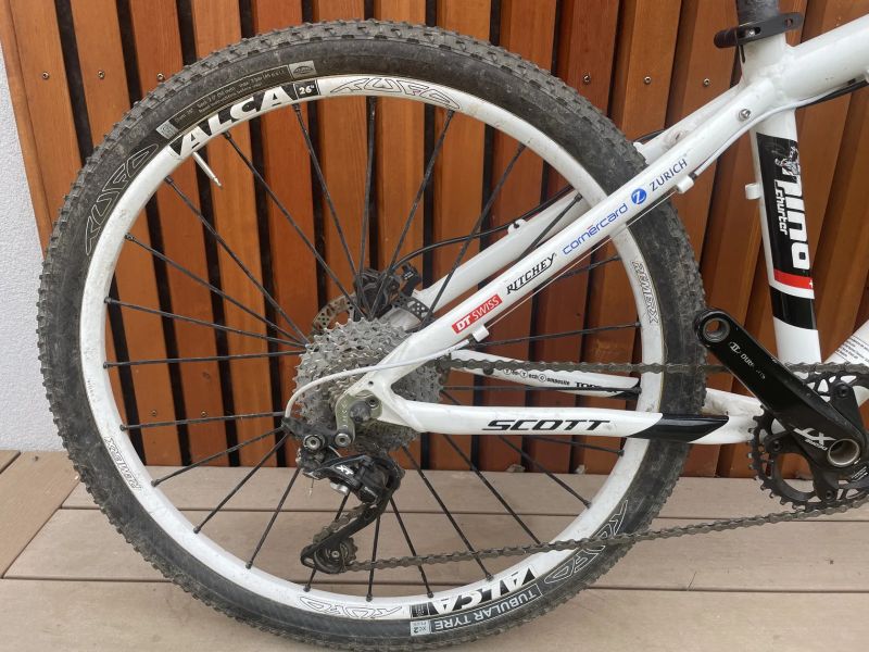 Scott 26’