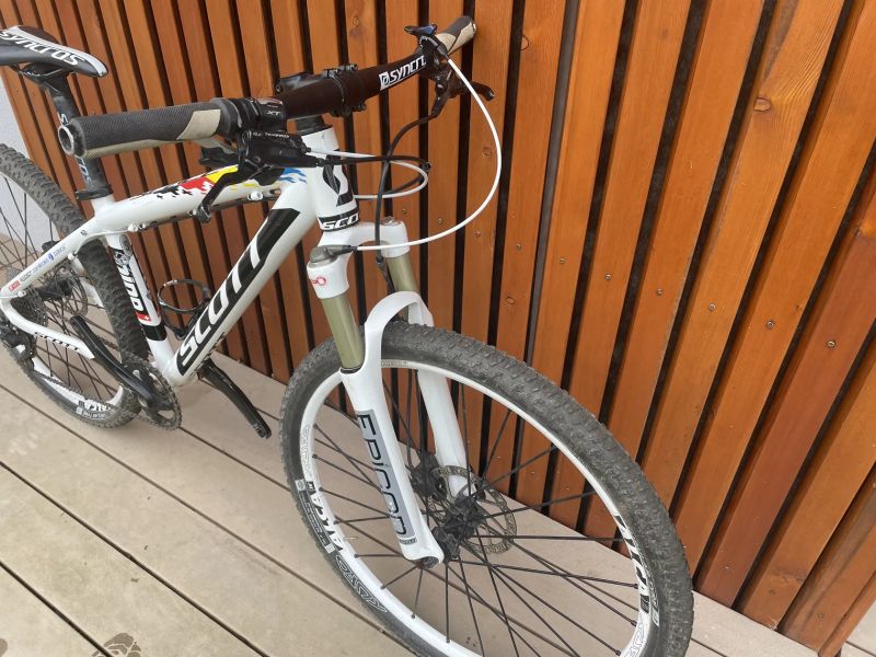 Scott 26’
