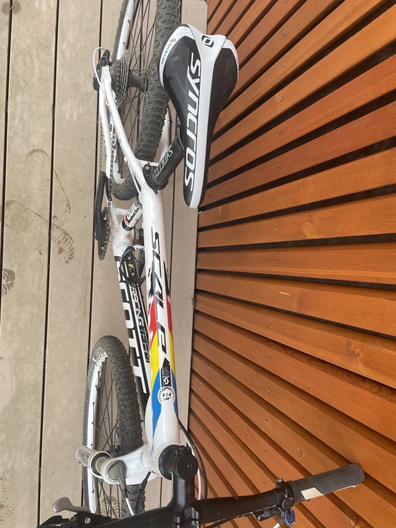 Scott 26’