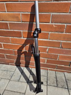 SR Suntour XCT30