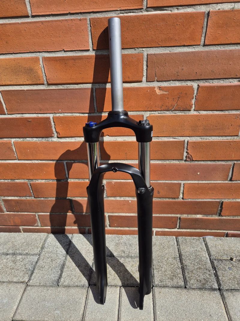 SR Suntour XCT30