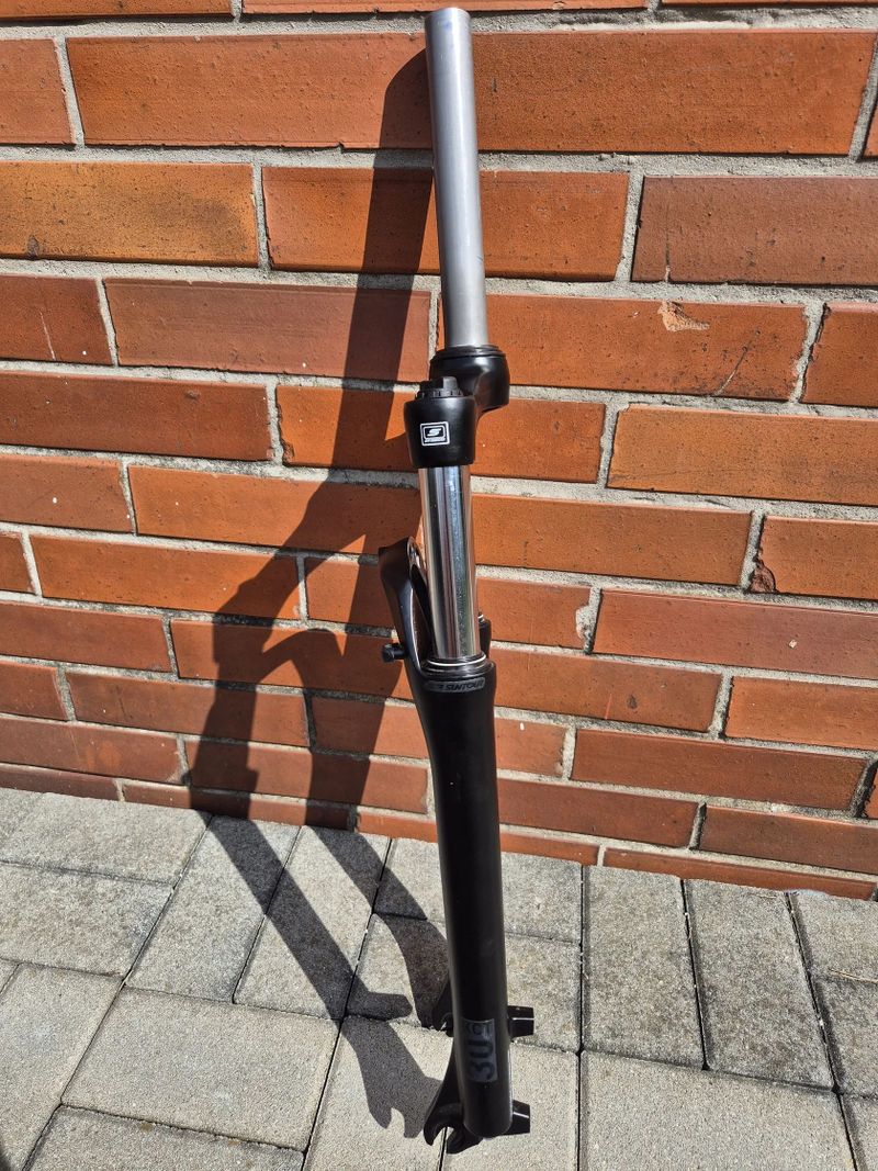 SR Suntour XCT30