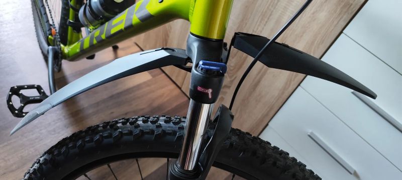 Horské kolo Trek vel L + full výbava + záruka + super stav