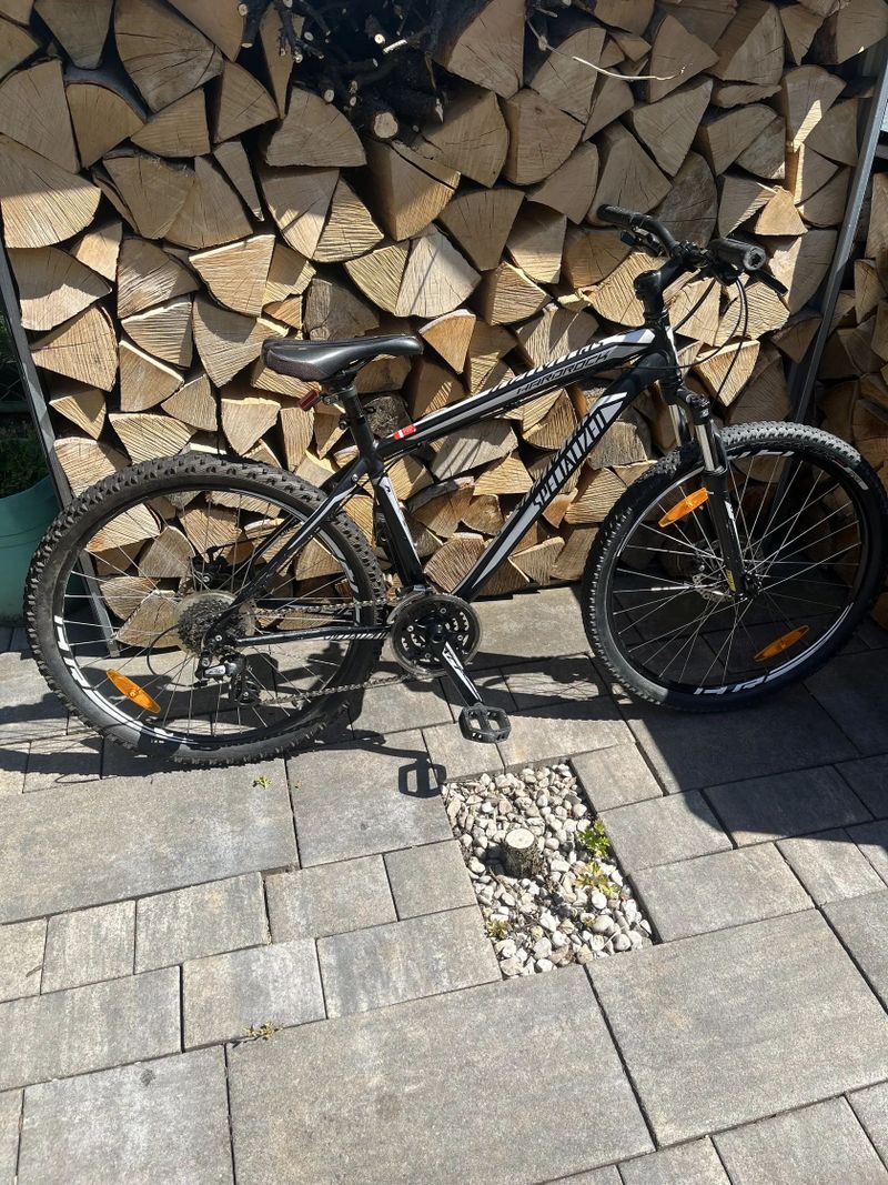 Horské kolo Specialized – rám M
