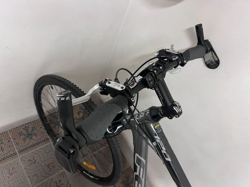 Krosové kolo Felt QX120, 55cm, modelový rok 2009