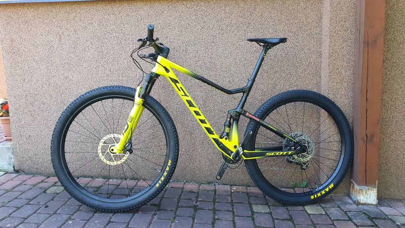 Prodám karbonové kolo SCOTT SPARK RC World Cup