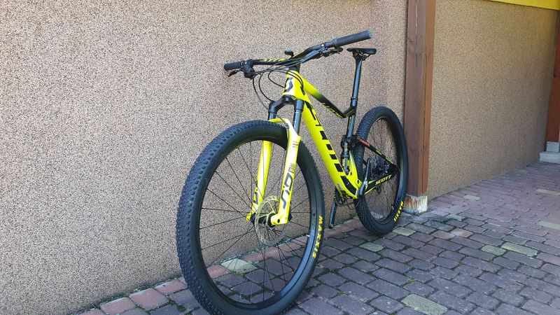 Prodám karbonové kolo SCOTT SPARK RC World Cup
