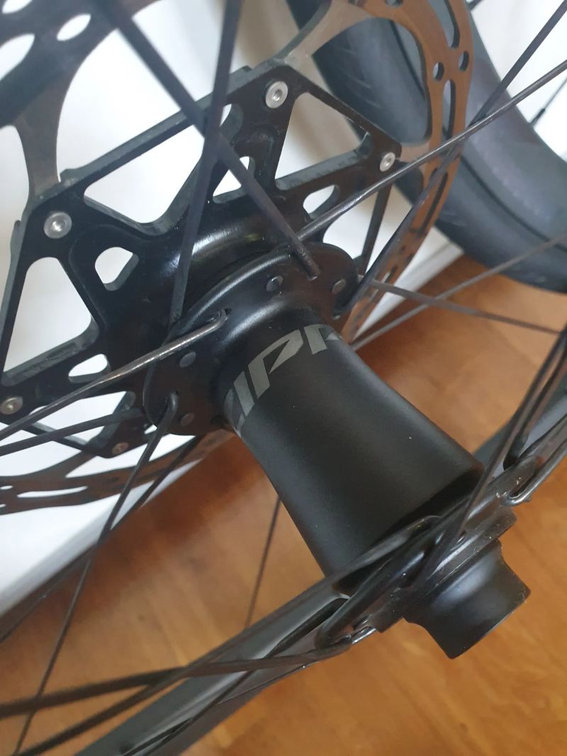 ZIPP 303 firecrest 