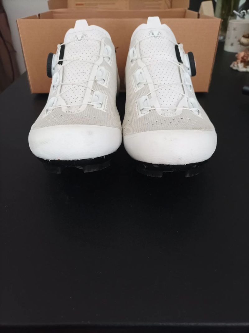 FLR FNT3 knit velikost 43 