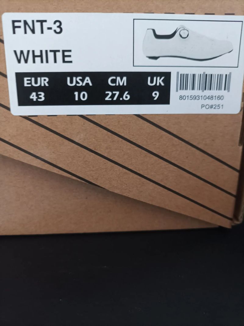 FLR FNT3 knit velikost 43 