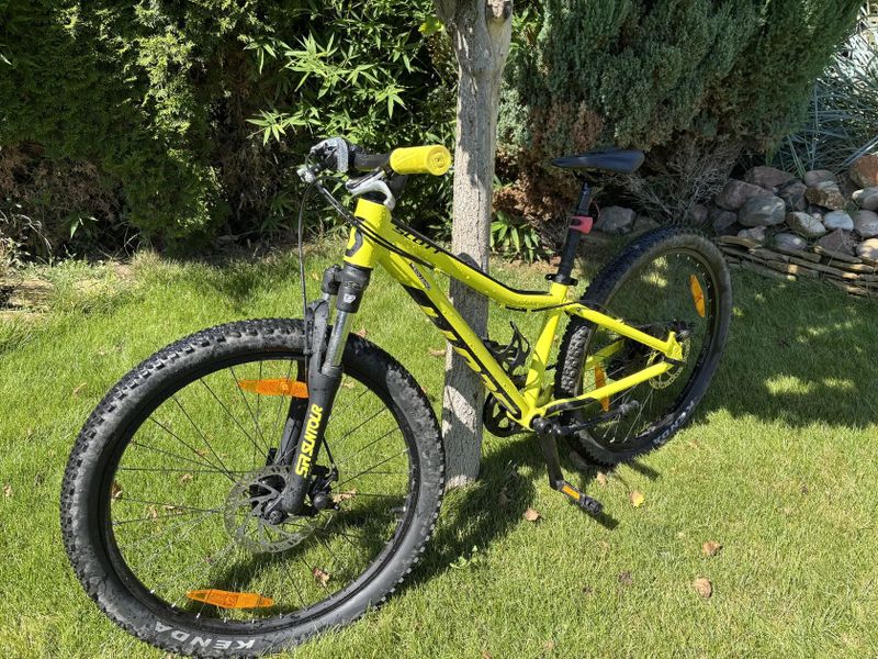 Scott Scale 24”