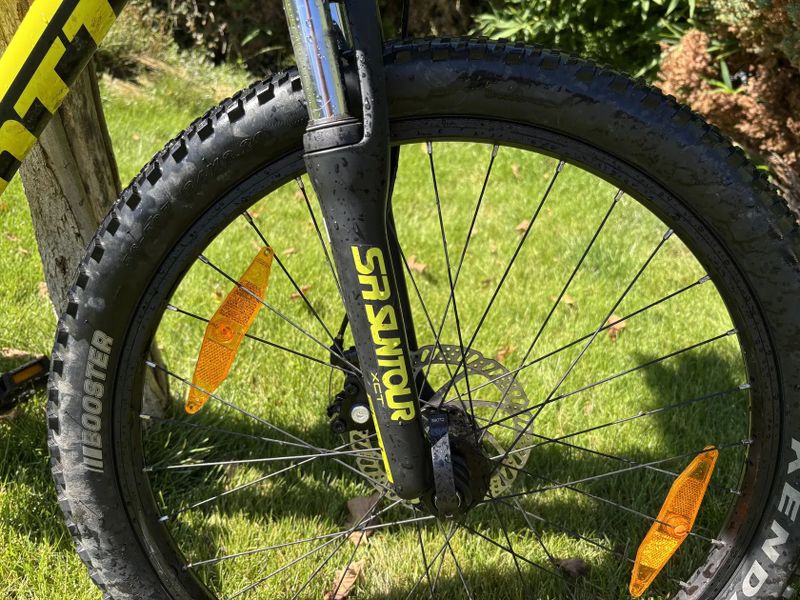 Scott Scale 24”