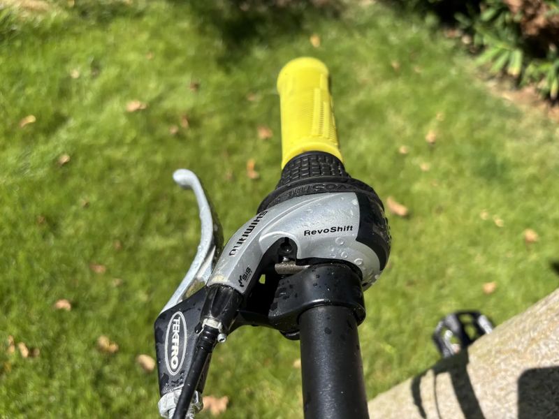 Scott Scale 24”