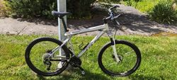 Horské kolo GT Avalanche