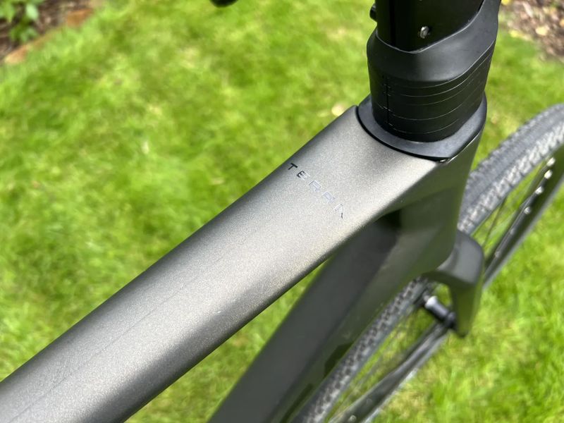 🔥 Orbea Terra M30 Team 1X – karbonový gravel, téměř nový
