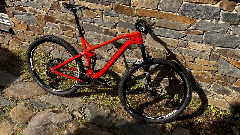 Canyon Neuron AL8 - vel. L, 29” - GX / Fox