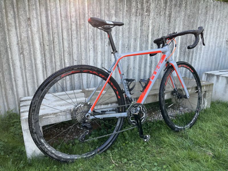 Cube Cross Race Pro