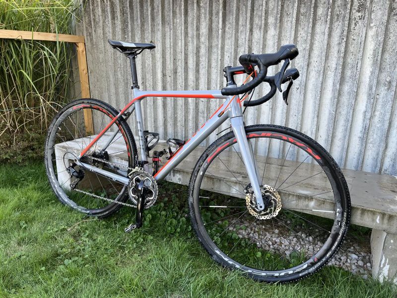 Cube Cross Race Pro