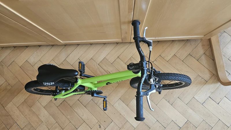 Lehké dětské kolo KUbikes 16⁠
