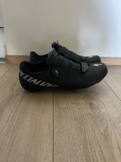 Tretry Specialized Torch 1.0
