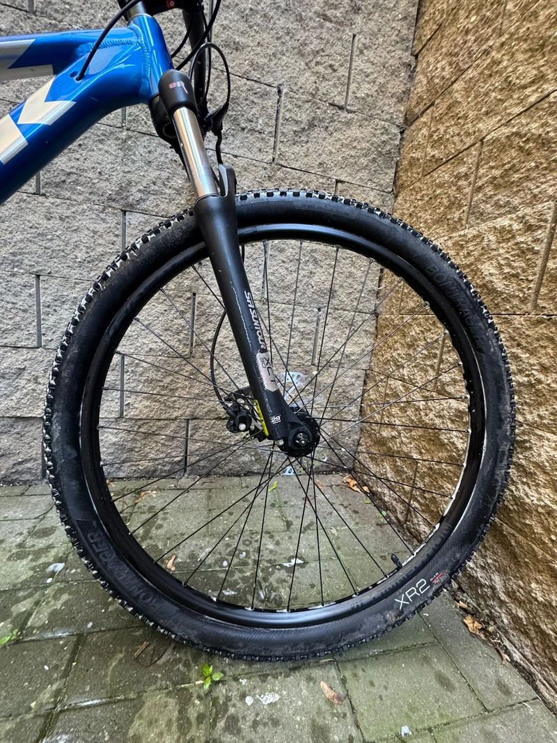 Trek Merlin 6 , L v zánovním stavu servisovaný 