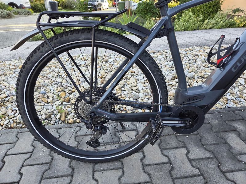 Prodám CUBE Reaction Hybrid Race 625 velikost XXL (23“) pro výšku 190 cm a více