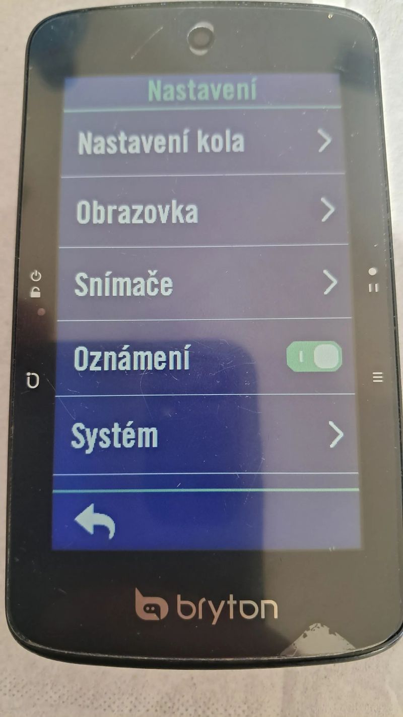 Bryton S800 cyklopočitač s navigací