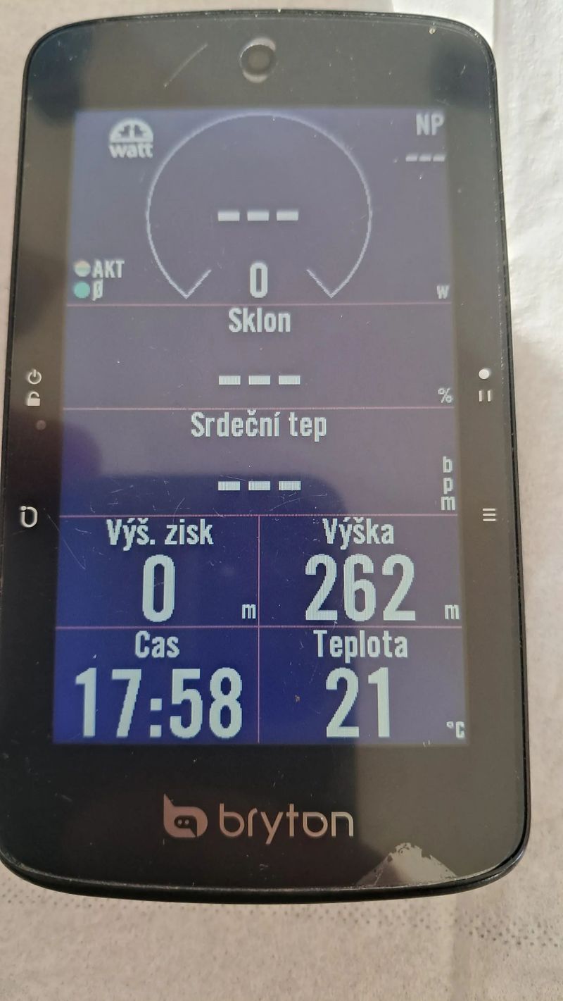 Bryton S800 cyklopočitač s navigací