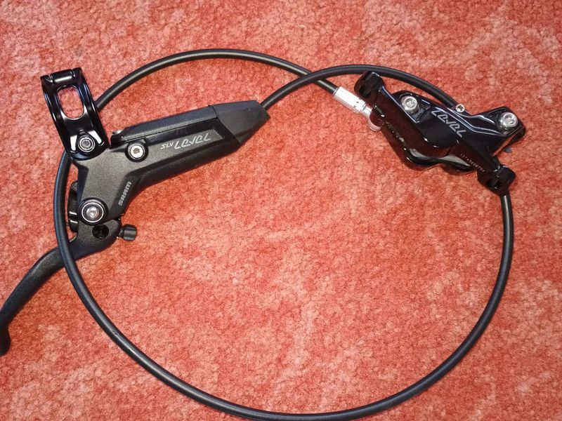 Sram Level Silver 4 pístkové, zánovní, možno s kotouči sram centerline CL 180/160 mm